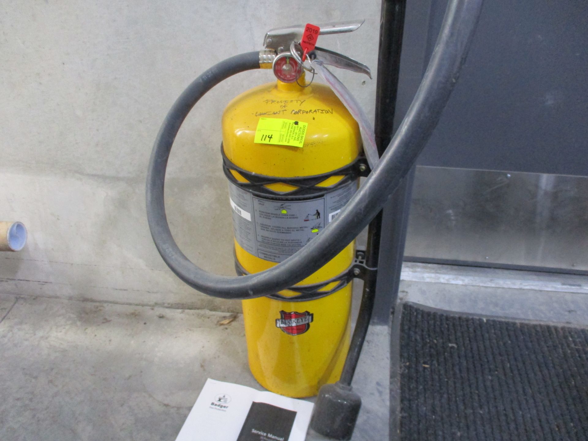 Yellow Sodium Fire Extinguisher