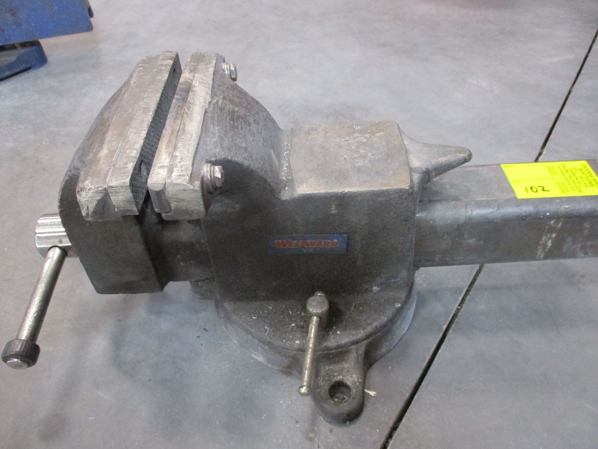 Westward Vise