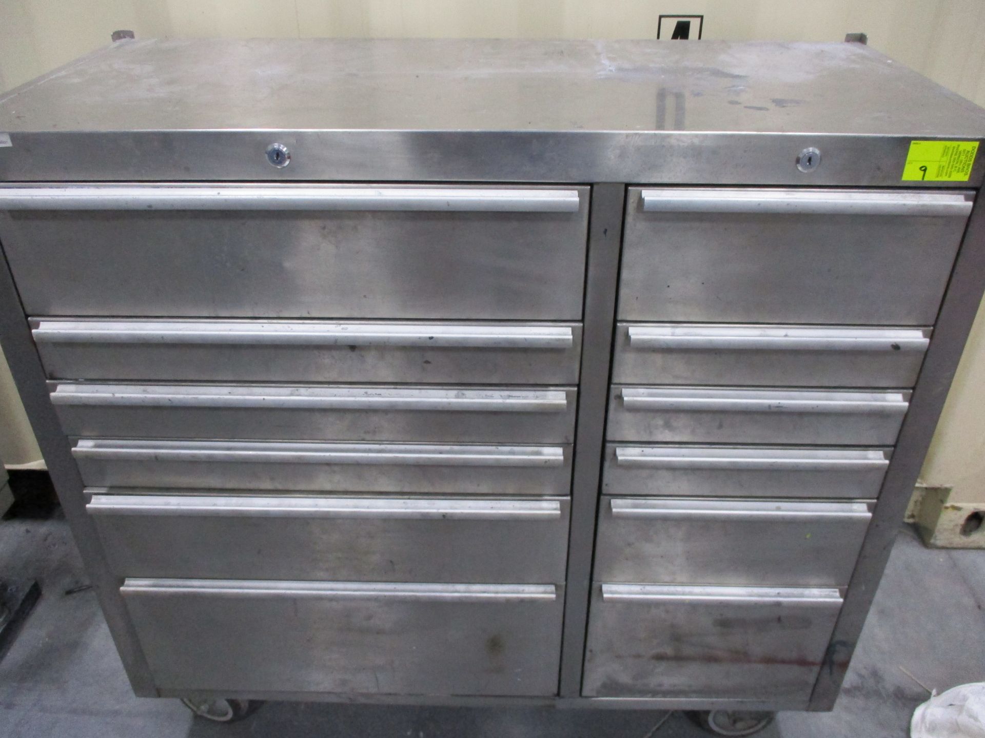 Aluminum rolling tool cabinet