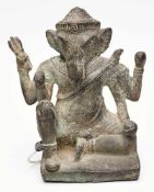 Ganesh, Indien wohl 19. Jh.bronze. Vierarmiger Gott m. Elefantenkopf auf flacher, quadrat.