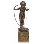 Kl. Bronze "Junge mit Angel" Ende 19. Jh.Dunkelbraun patiniert. Unsign. Figur auf quadratischem