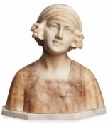 Marmorbüste sign. P. FattoriniJunge Frau mit Kopftuch, Jugendstil, Italien um 1900. Alabaster u.