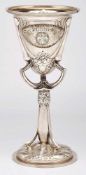 Gr. Pokal, Jugendstil, Bruckmann um 1900.800er Silber, innen vergoldet. Spitz zulaufender Kelch