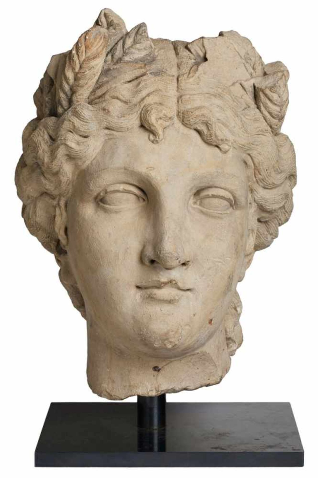 Fragment einer gr. StatueKopf der Demeter, Historismus, Ende 19. Jh. Kalksandstein, vollrd.