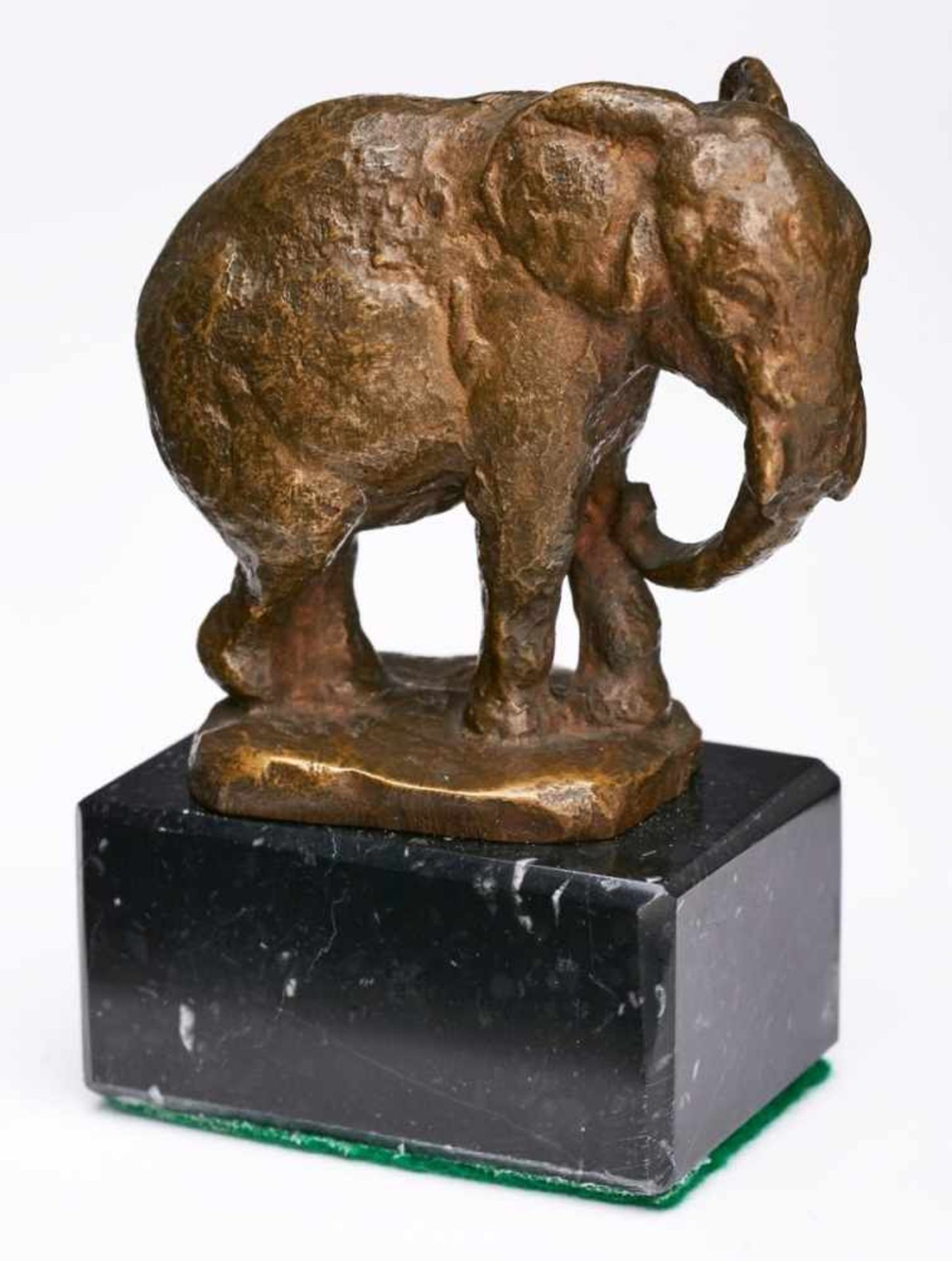 Kl. Bronze August Gaul(1869 Großauheim - 1921 Berlin) Elefant aus dem "Kleinen Tierpark", wohl 1915.