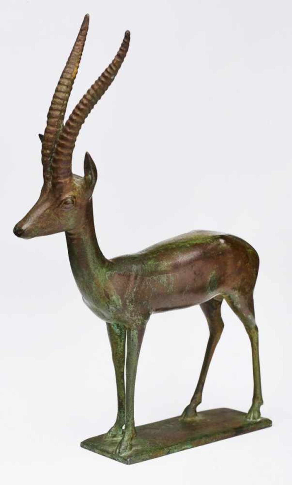Bronze Harold Winter(1887 Frankfurt - 1969 Oberursel) "Gazelle", Entwurf: 1920. Grünlich/schwarz