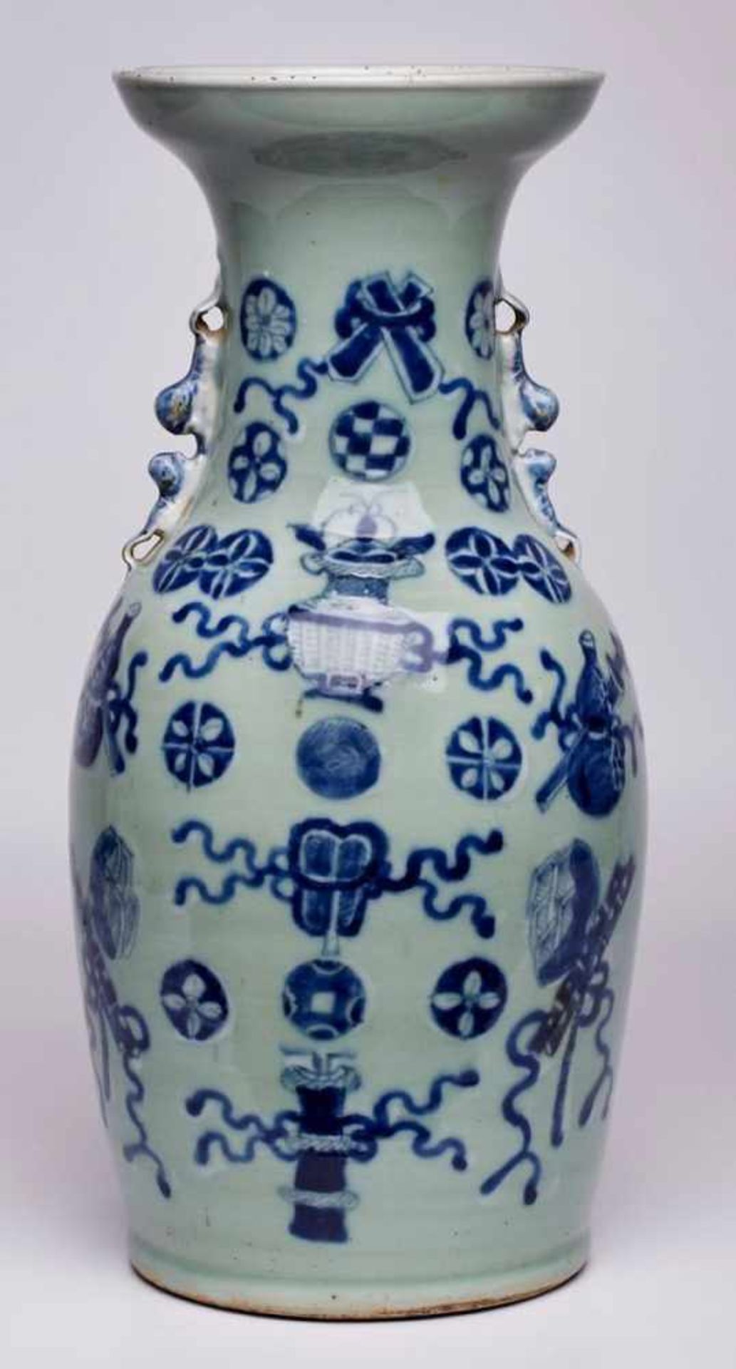 Gr. Vase, China wohl Kuang-Hsu (1875-1908).Porzellan m. Blaumalerei-Dekor. Amphore m. weit