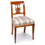 Biedermeier-Stuhl, süddt. um 1815-20.Kirschbaum massiv u. Kirschbaum furn. Rechteckige nach hinten
