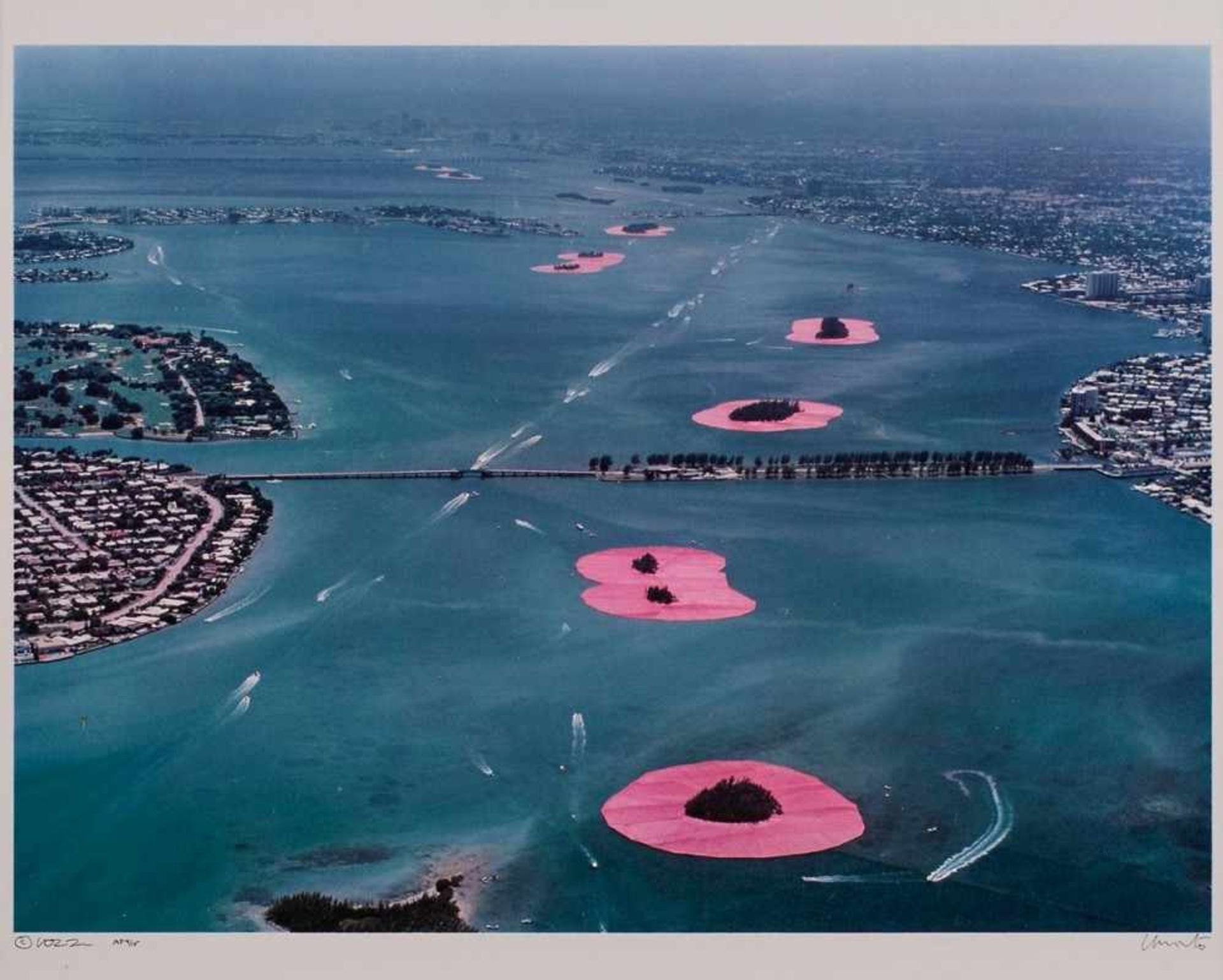 Serie von 4 PhotographienChristo/ Wolfgang Volz "Surrounded Islands, Biscayne Bay, Greater Miami, - Image 2 of 5