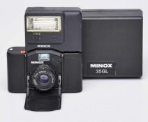 Kl. Kamera, Modell "35 GL",Minox 2. Hälfte 20. Jh. Mit Blitzaufsatz, in orig. Box. Gebr.spuren,