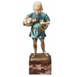 Bronze mit Elfenbein Richard W. Lange(deutsch, 1879 - 1944) Knabe mit Spielzeug, Art Deco, um