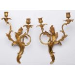 Paar Wandappliken, Louis-XV-Stil,Frankreich 19. Jh. Feuervergoldete Bronze. Geschweifte