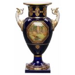 Henkelvase, Jugendstil, KPM Berlin 1914 -1918 Amphore m. zylindr. Hals, weiter Lippe u. kl. Ranken-