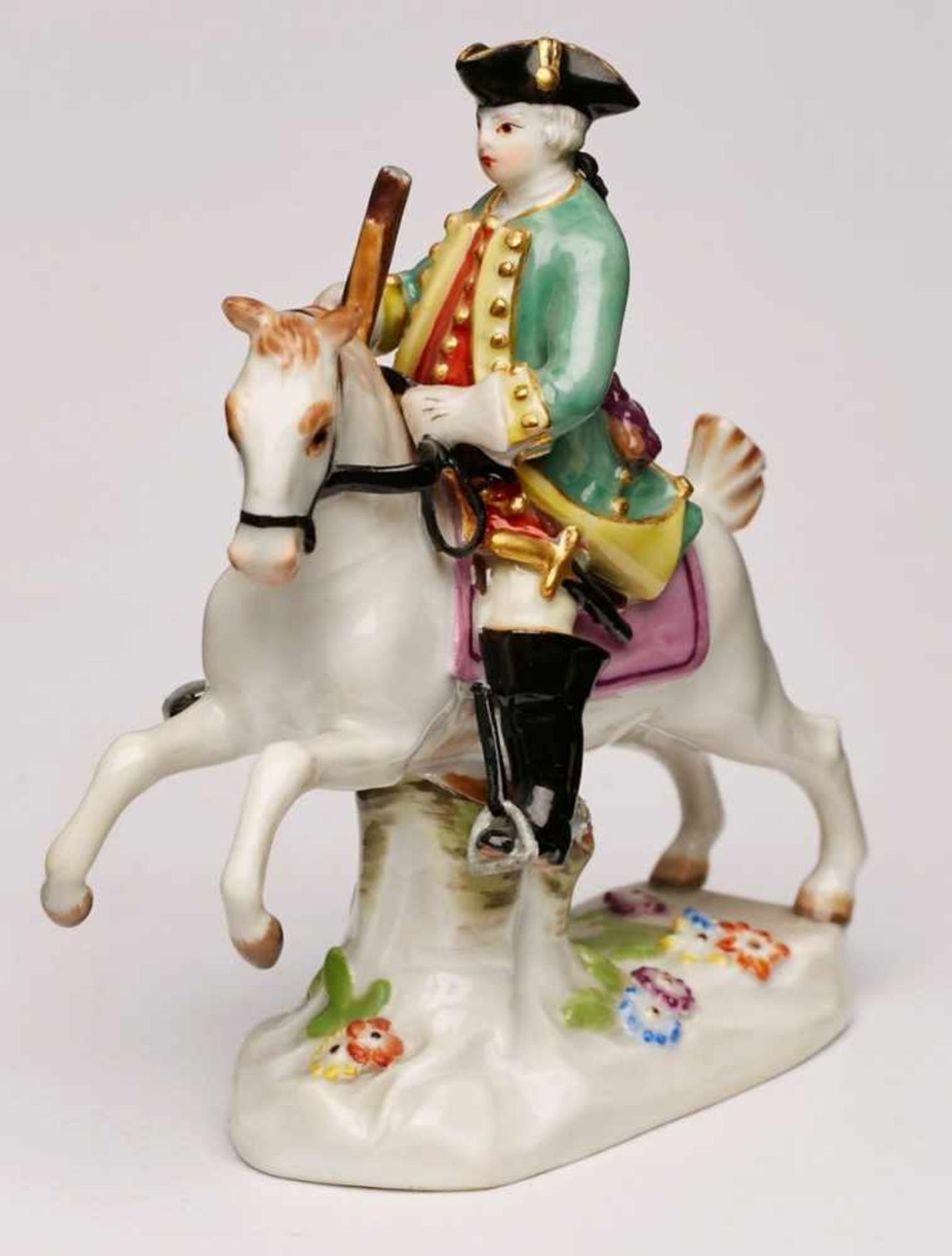 Miniatur-Reiterfigur, Meissen 1971.Pferd m. erhobenen Vorderhufen auf kl. naturalist. Sockel, auf
