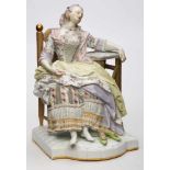 Schlafende Louise, Meissen um 1900.Entw.: M.V. Acier. Auf Stuhl sitzende, elegant gekleidete junge