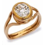 Diamant-Ring.18 kt GG, besetzt mit 1 Altschliff-Diamant von ca. 1,30 ct (leicht getönt, piqué), in