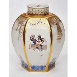 Teedose "1001 Nacht", Meissen 1987.Entw.: H. Werner. 6-eckiger, stark bauchiger Korpus m. flachem,