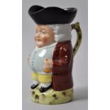 Figurenkrug, Toby jug, Sitzendorf/ Thüringen, E. 19./ Anf. 20. Jh.Porzellan, polychrom bemalt, ein