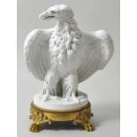 Repräsentative Porzellanplastik Imperialer Adler, Sevres, 19. Jh.Biskuitporzellan auf