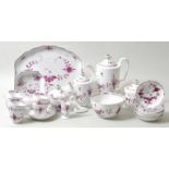 Kaffee-, Teeservice, Meissen, 1774-1824 (Marcolini)19 Teile. Klassizistische Form, Henkel und