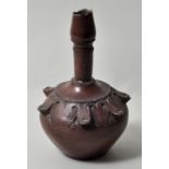 Flaschenvase, Ägypten, Asyut, ca. 1880 (?)Keramik/ Ton, rotbraune polierte und fein bearbeitete