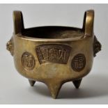 Weihrauchbrenner, China, 19./ 20. Jh.Bronze, Form mit zwei Schlaufengriffen über reliefierten