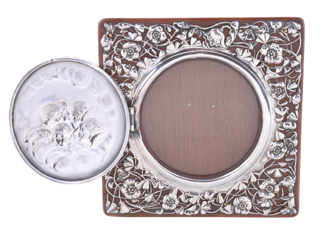 An Edwardian silver photograph frame by William Comyns & Sons - Image 2 of 2