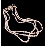 A cultured pearl necklace