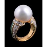 A French South Sea cultured pearl