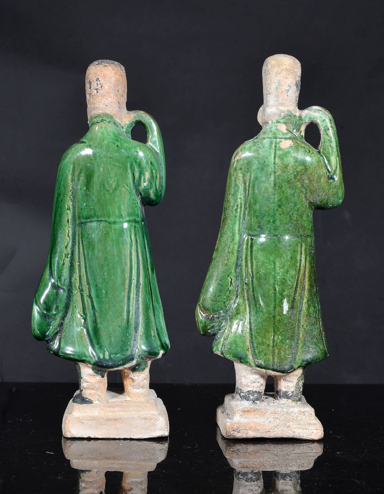 Two Chinese pottery figures of bearers - Image 5 of 6