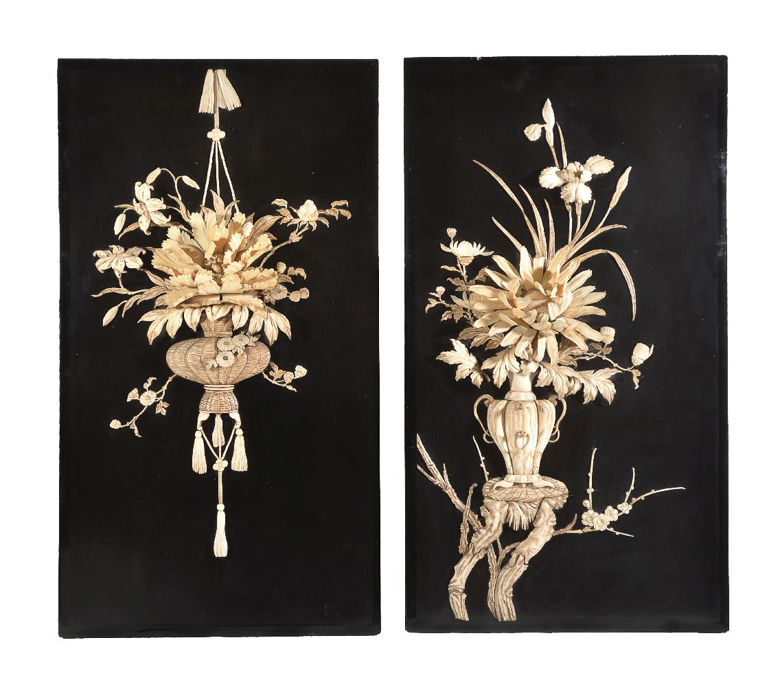ϒ A pair of Japanese lacquer and ivory panels - Image 2 of 2