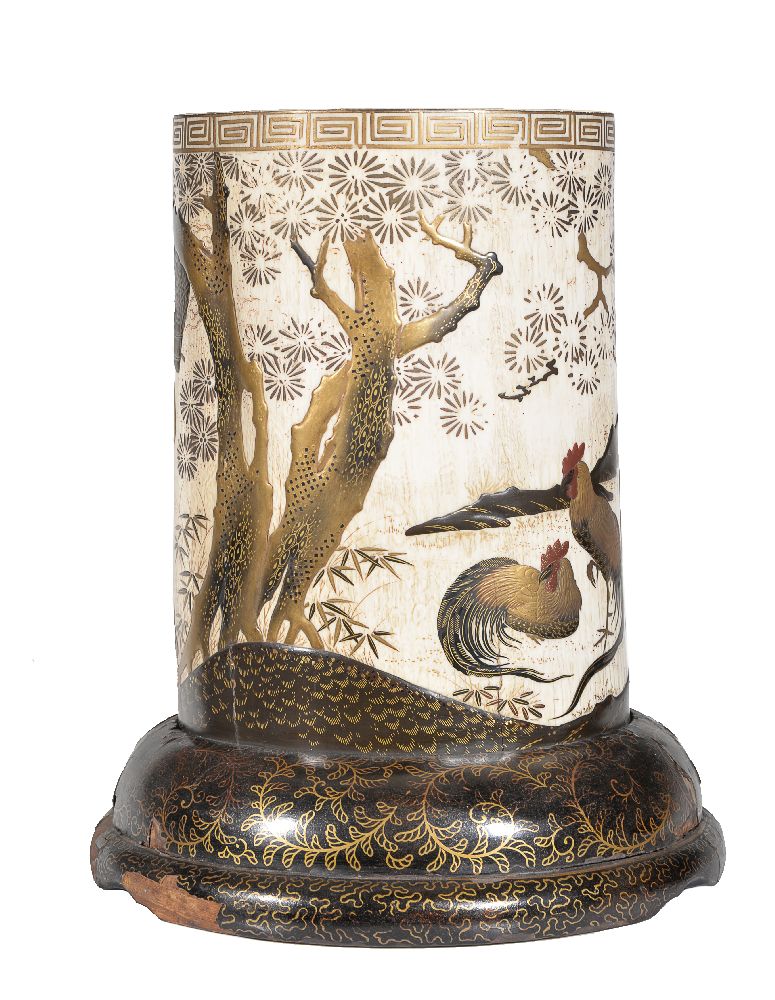 ϒ A Japanese ivory and lacquer tusk vase - Image 3 of 4