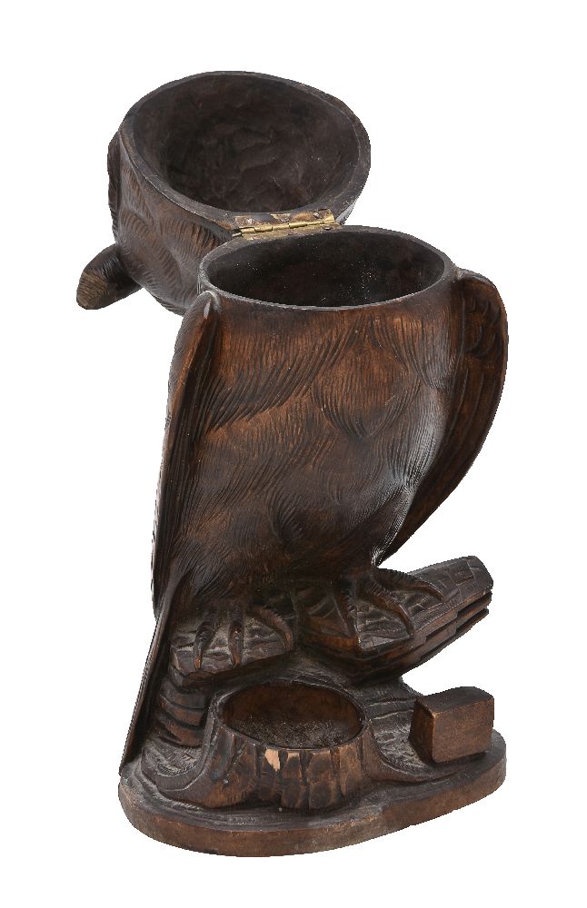 A 'Black Forest' carved and stained wood tobacco jar modelled as an owl - Image 2 of 2