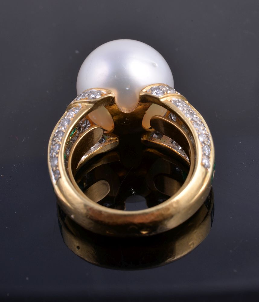 A French South Sea cultured pearl - Image 2 of 2