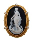 A Victorian hardstone cameo brooch