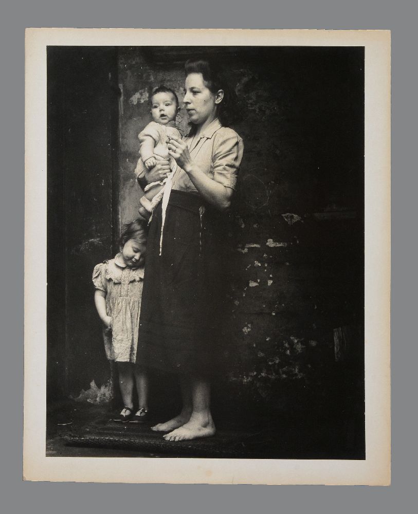 λ Michael Peto (British 1908-1970) Camden Town Boy; Yemenite Girl in Israel; Camden Town - Image 4 of 6