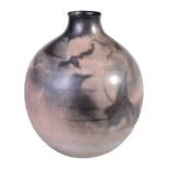 λ Gabriele Koch (German/British, b. 1948), an ovoid earthenware vase, mid 1980s