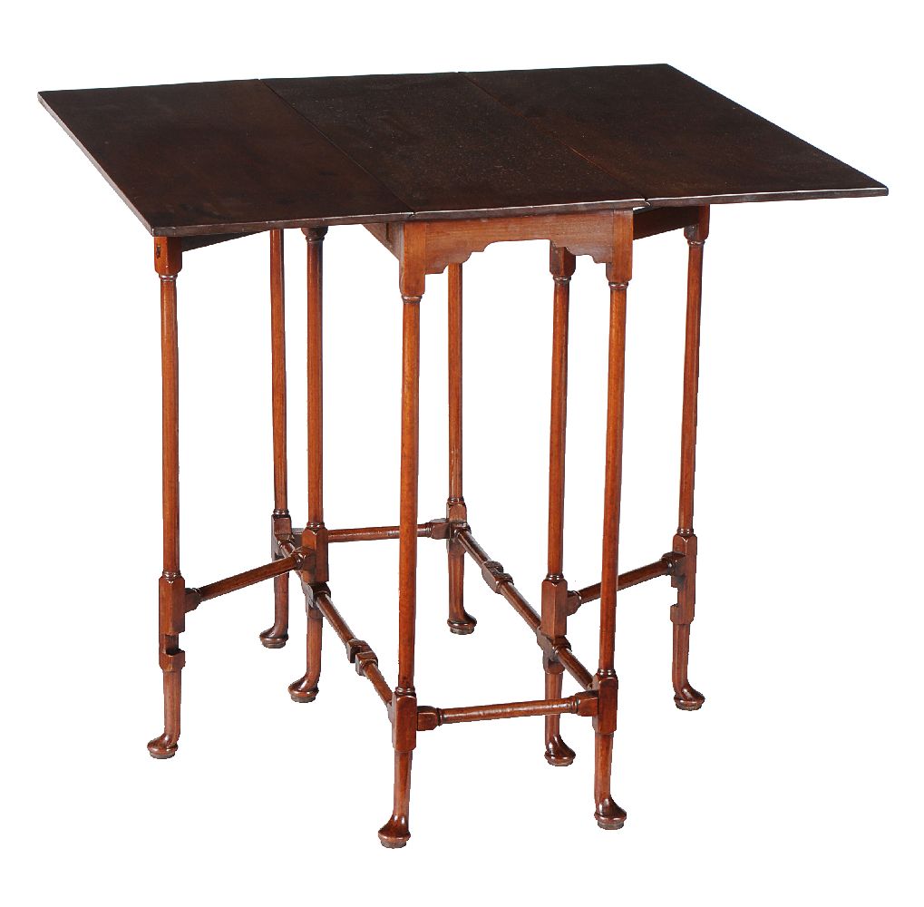 A George III mahogany spider gateleg table