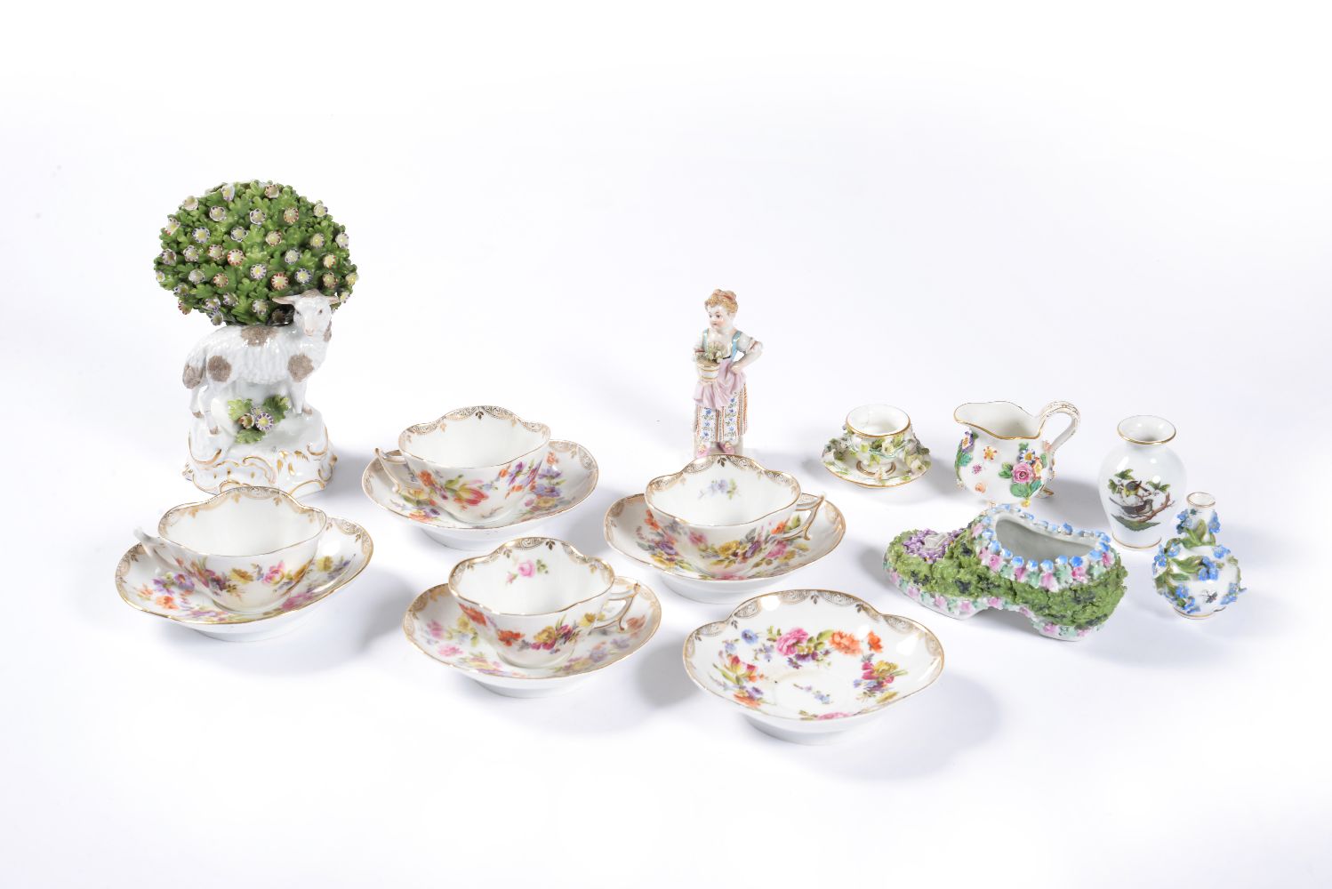 A selection of Continental porcelain