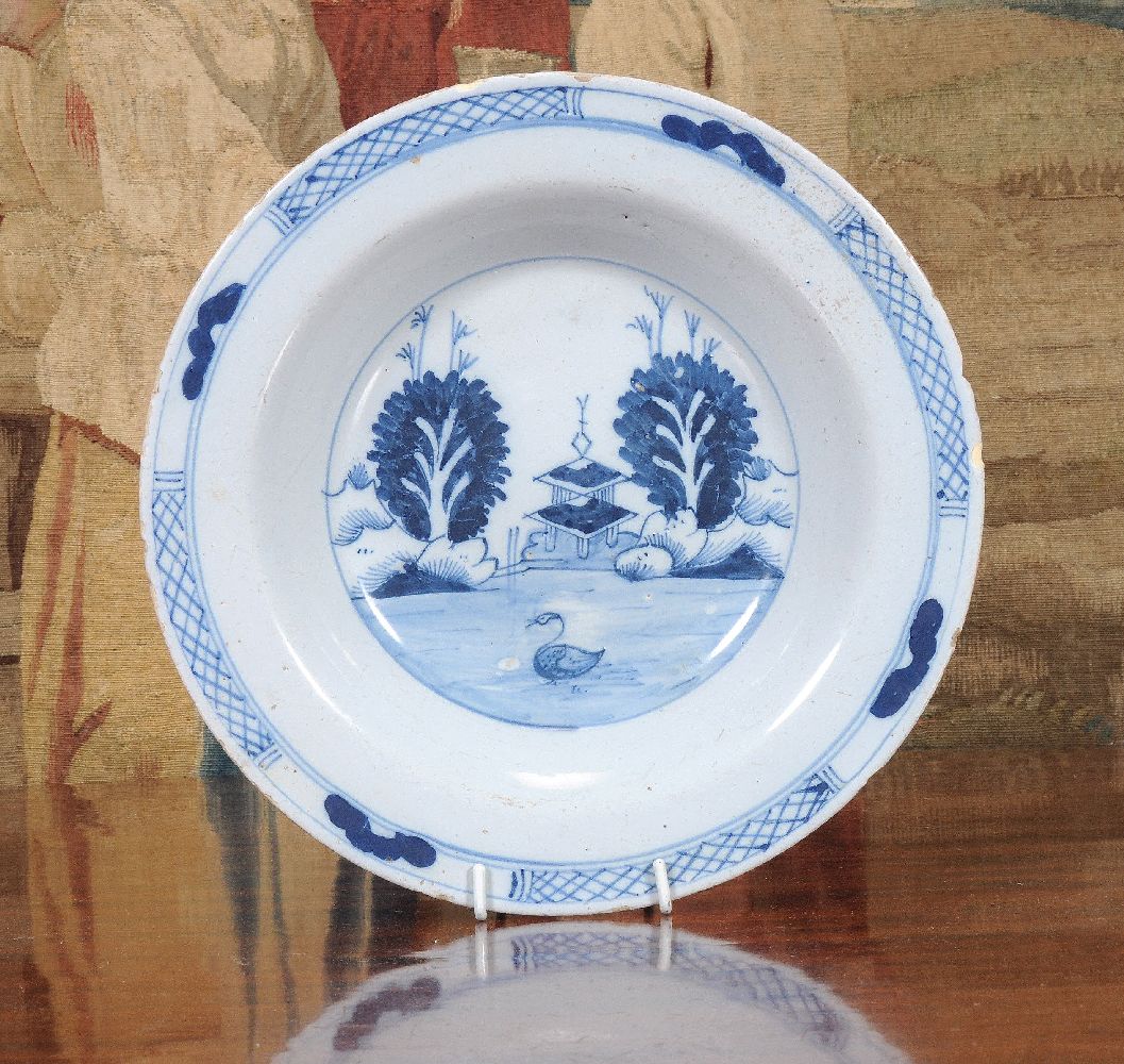 A pair of Dutch Delft blue and white chargers - Image 2 of 5