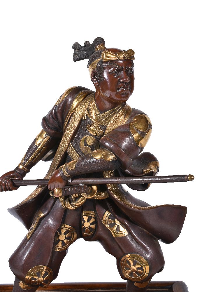 Akasofu Gyokko: A Parcel Gilt Bronze Figure of a warrior - Image 4 of 5
