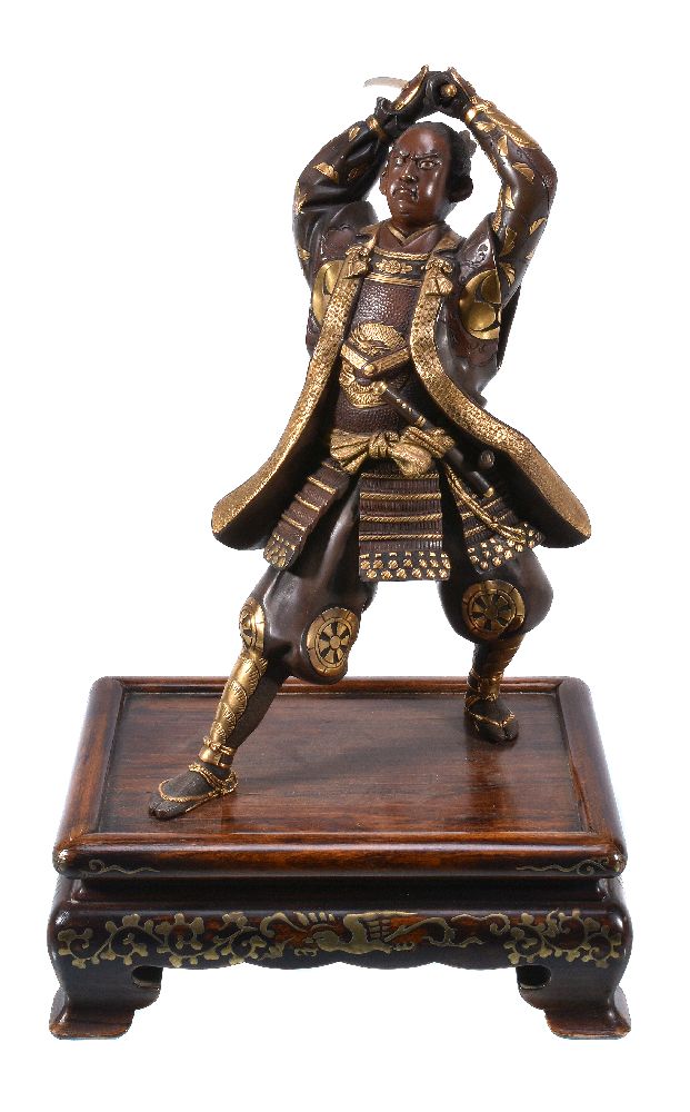 Gykko: A Japanese Parcel Gilt Bronze Figure of a Samurai - Image 2 of 9