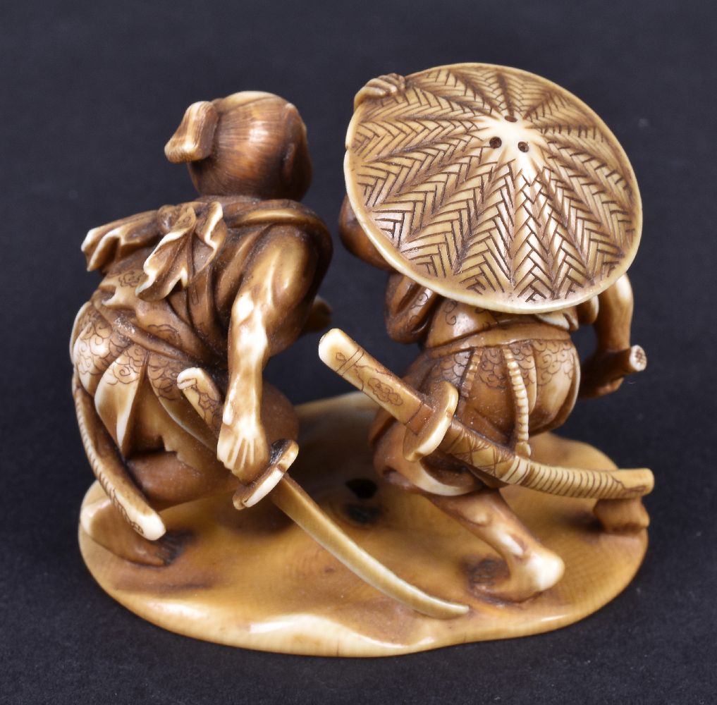 ϒ MUNEKAZU (SOICHI): A Japanese Ivory Okimono of two ronin - Image 3 of 3