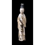 ϒ A Chinese ivory carving of a lady