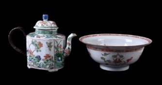 A Chinese 'Famille Verte' quatrefoil teapot and cover