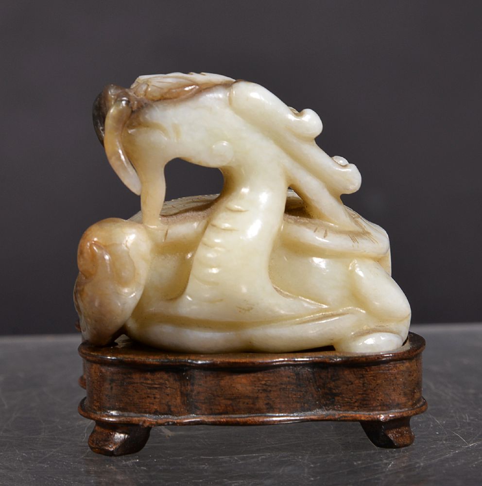 A Chinese jade white and brown turtle - Image 3 of 5