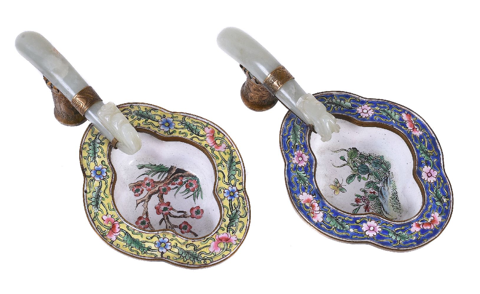 A pair of Chinese enamel jade and gilt-metal mounted cups - Image 3 of 5