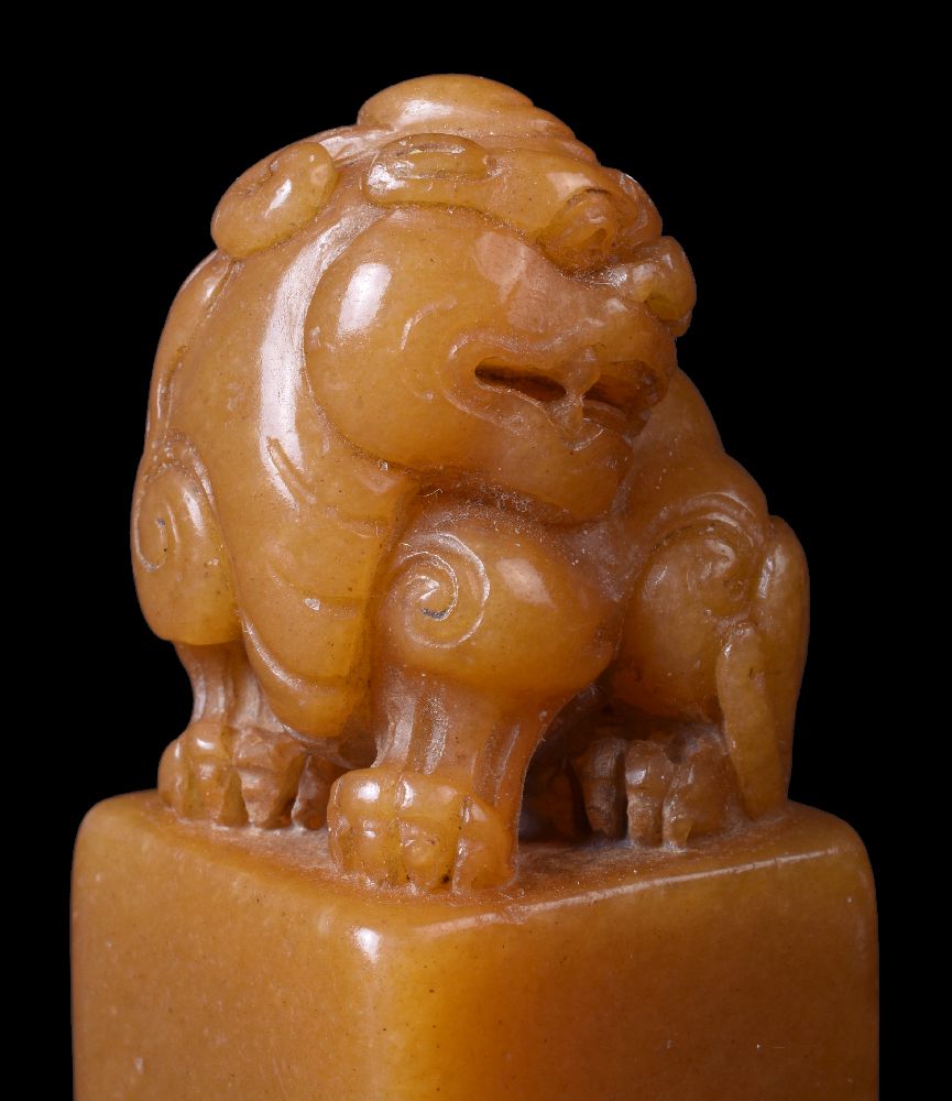 A Chinese soapstone seal - Image 4 of 5