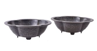 A pair of Chinese 'Eight Immortals' bowls