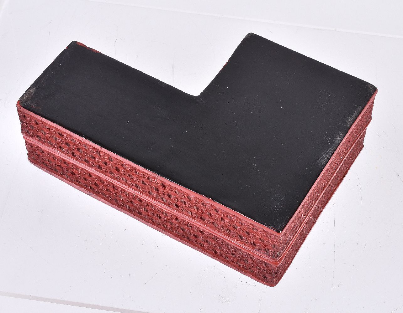 A Chinese Cinnabar shaped box and cover - Image 4 of 4